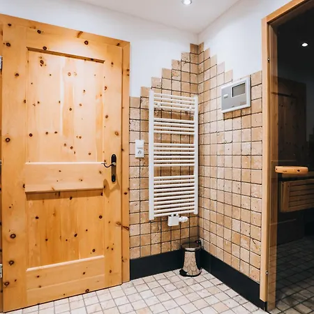 Gruenwald Apartmanhotel