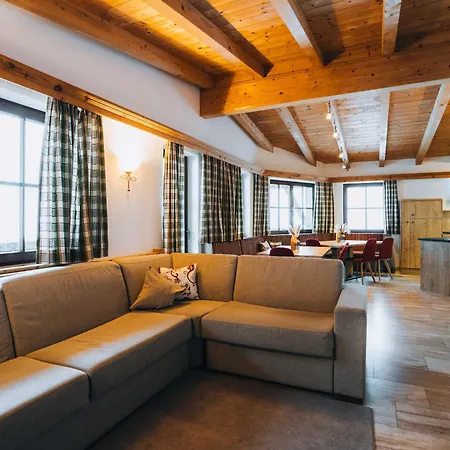 Apartmanhotel Gruenwald 3*