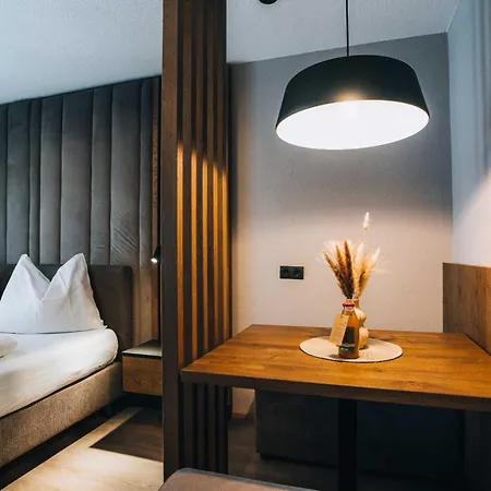 Gruenwald Apartmanhotel 3*