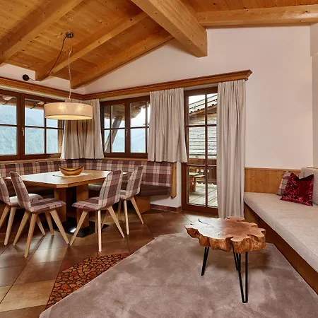 Gruenwald Aparthotel Solden