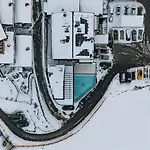 Gruenwald Und Mit Pool Lägenhetshotell