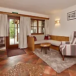 Gruenwald Und Mit Pool 4*