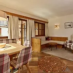 Gruenwald Und Mit Pool 4* Solden