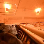 Gruenwald Und Mit Pool