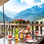 Aparthotel Gruenwald Und Mit Pool Solden