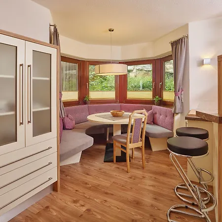 Gruenwald Aparthotel Solden