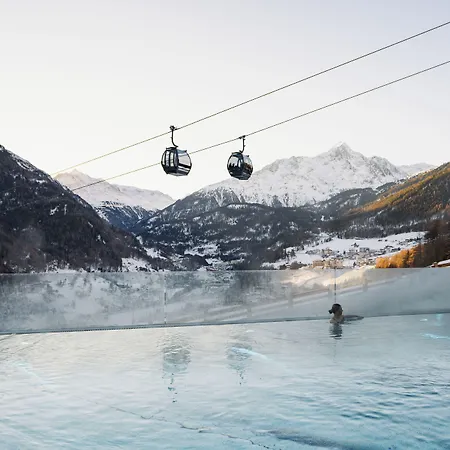 Gruenwald Und Mit Pool 4* Solden
