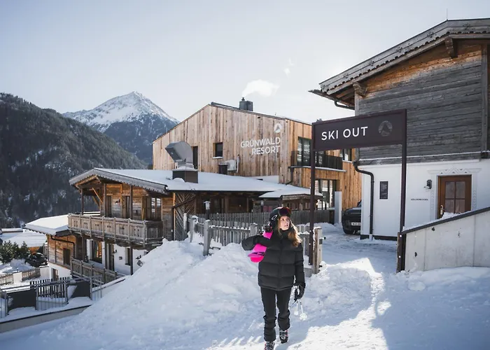 Gruenwald Und Mit Pool 4* Solden