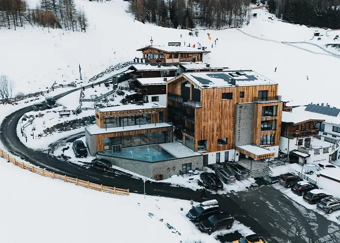 Gruenwald Und Mit Pool 4* Solden