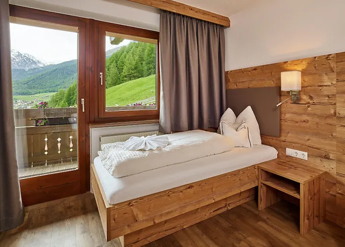 Gruenwald Aparthotel 4*
