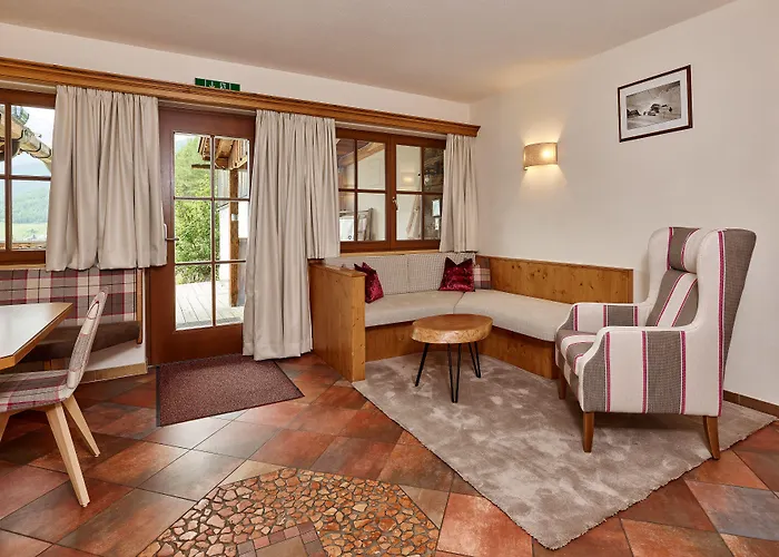 Gruenwald Und Mit Pool 4*