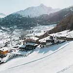 Gruenwald Und Mit Pool Solden
