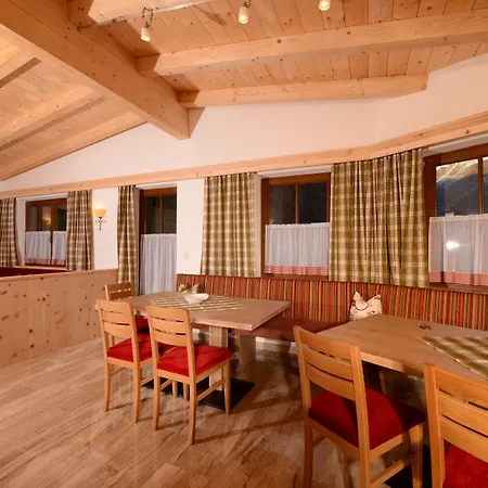 Grünwald 4*