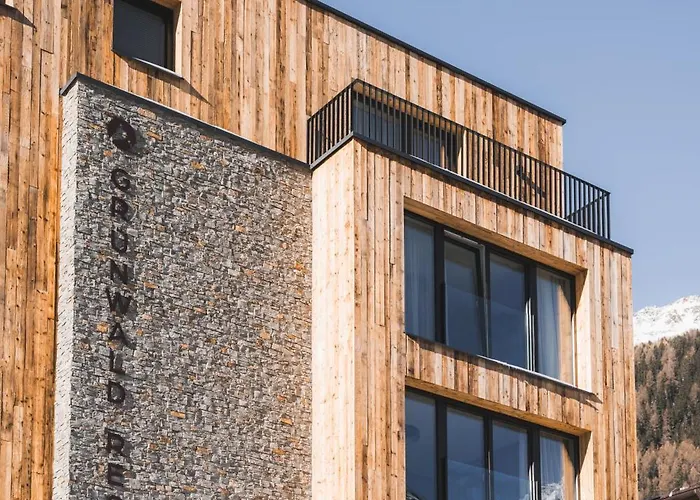 Aparthotel Gruenwald Und Mit Pool Solden